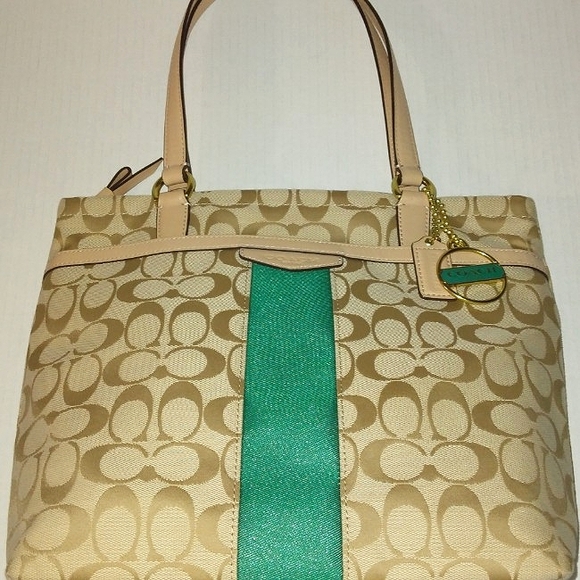 ☆Brand New☆Beautiful COACH Signature Stripe 12CM Emerald Zip Top Tote☆ - Picture 6 of 16